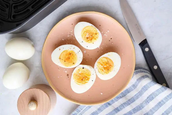 پخت تخم مرغ آب پز در سرخ کن