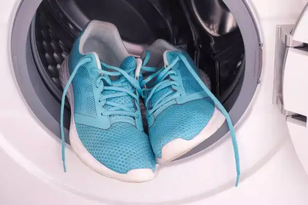 روش شستن کفش در ماشین لباسشویی